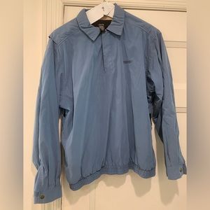 Izod Men’s size large windbreaker